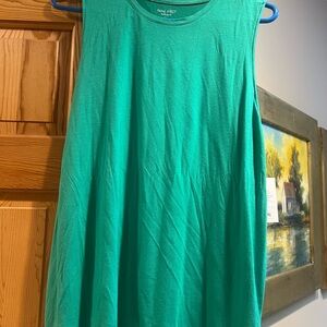 NINE WEST Round Neck Knit Sleeveless Tank 
- GREEN - Worn a bit Size: XL